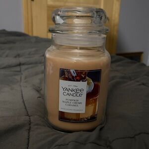 Yankee Candle Pumpkin Maple Creme Caramel